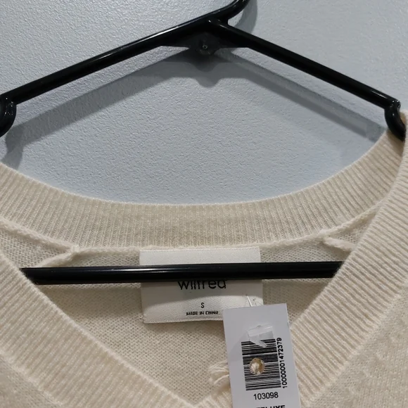 Aritzia Wilfred Liteluxe Cashmere Sweater Light Birch - Picture 2 of 8